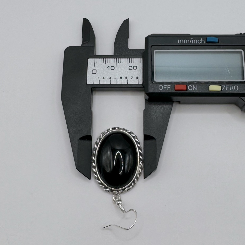 VINTAGE Navajo Oval Onyx & Sterling Silver Dangle Earrings - Picture 14 of 15